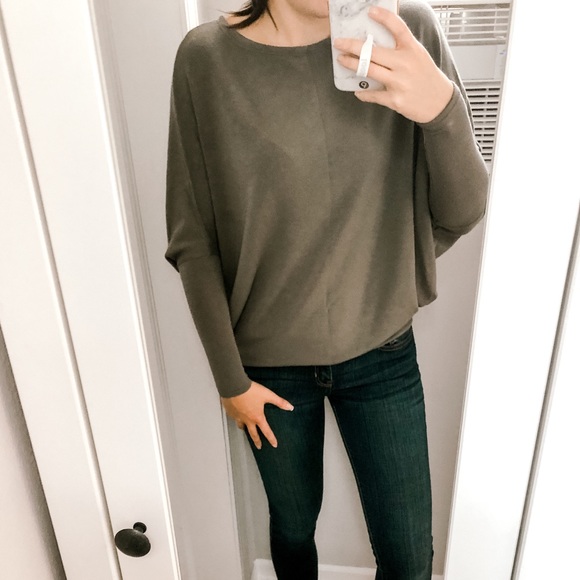 Forever 21 Long Sleeve Top - Picture 2 of 5